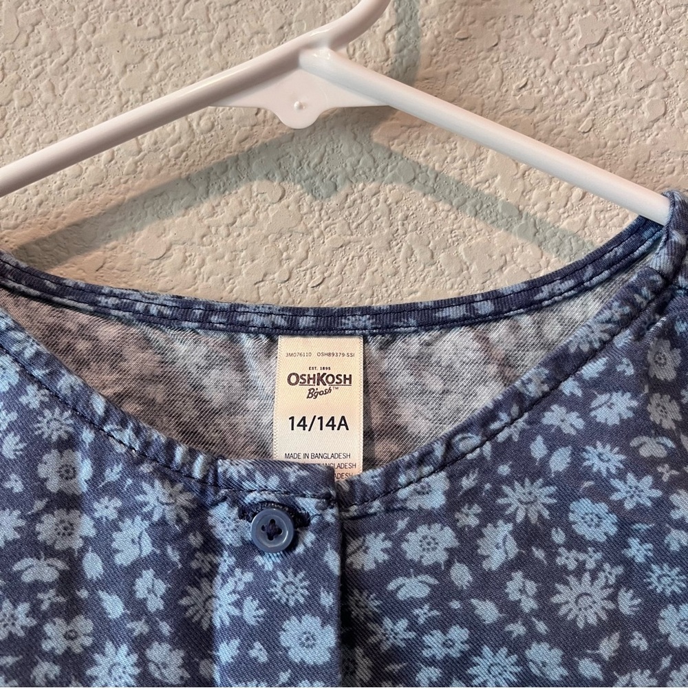NWT OshKosh romper - Picture 5 of 5
